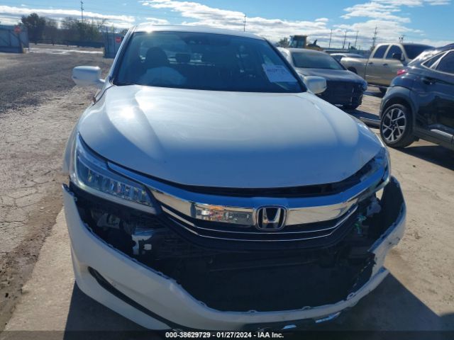 1HGCR3F9XHA010794 Honda Accord Touring V6