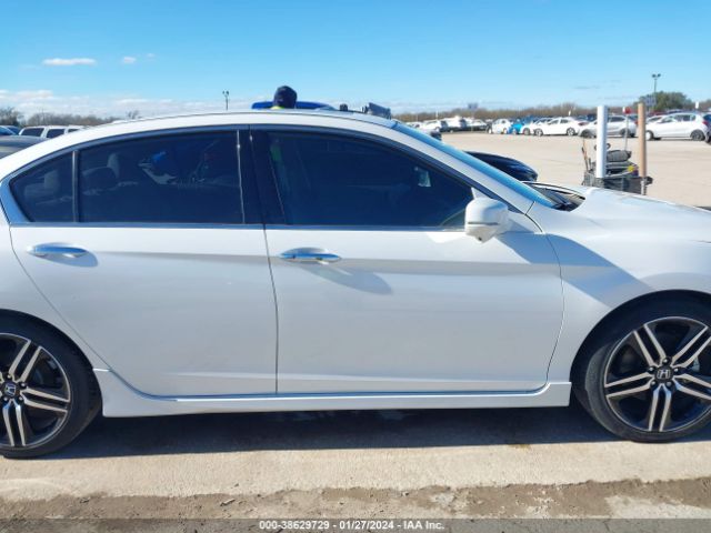 1HGCR3F9XHA010794 Honda Accord Touring V6