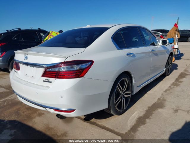 1HGCR3F9XHA010794 Honda Accord Touring V6