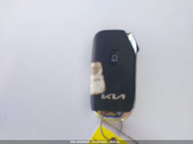 5XYP24HC0NG294886 KIA Telluride Lx