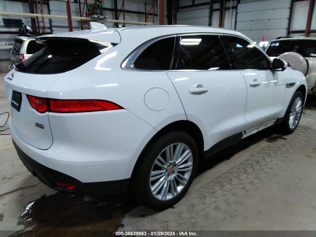 2019 JAGUAR F-PACE SADCN2GX7KA601386 Photo 3