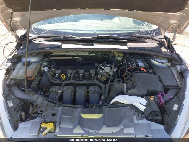 Ford FOCUS SE 2016 1FADP3F26GL328044 Image 10