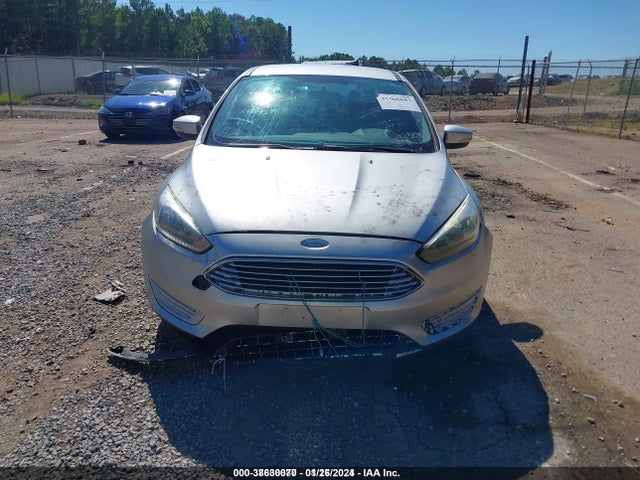 Ford FOCUS SE 2016 1FADP3F26GL328044 Image 6