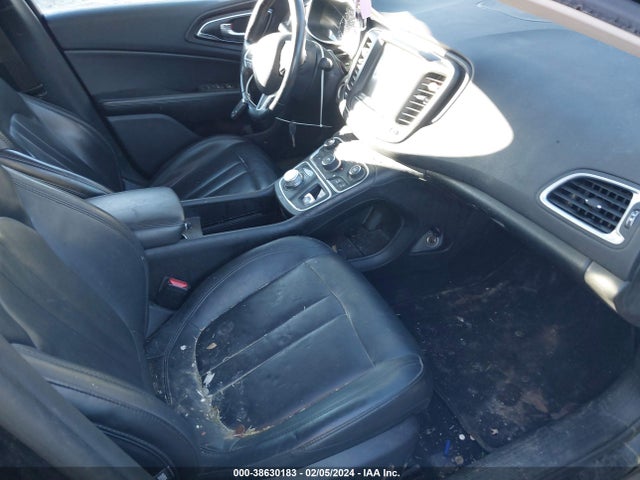 Chrysler 200 Limited Platinum 2016 1C3CCCAB3GN178718 Image 5