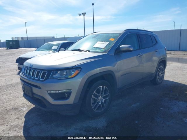 3C4NJCBB9KT832168 Jeep Compass Sun And Wheel Fwd