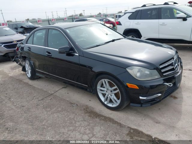 WDDGF8AB4ER316652 Mercedes-Benz C 300 Luxury 4matic/sport 4matic