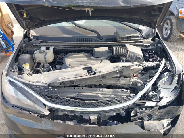 2C4RC1CG9MR577506 Chrysler Voyager Lx