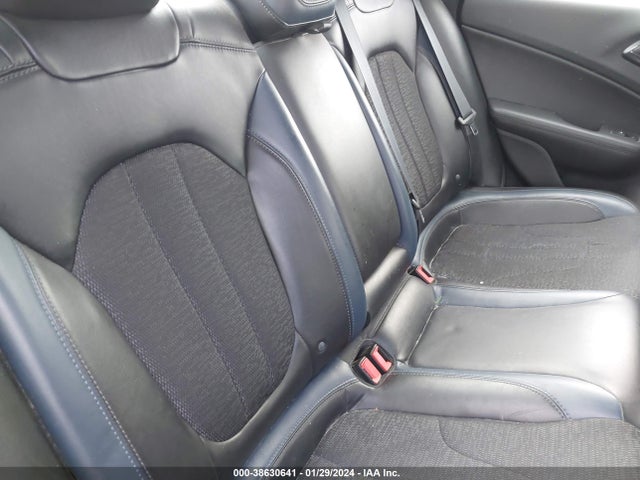 1C3CCCDG7FN648495 Chrysler 200 S
