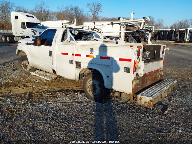 Ford F-350 Xl 2015 1FDBF3A6XFEA47555 Image 3