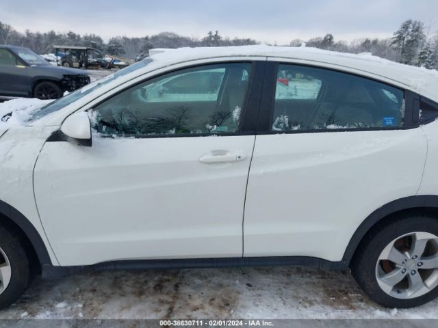 3CZRU6H30JM721912 Honda HR-V LX
