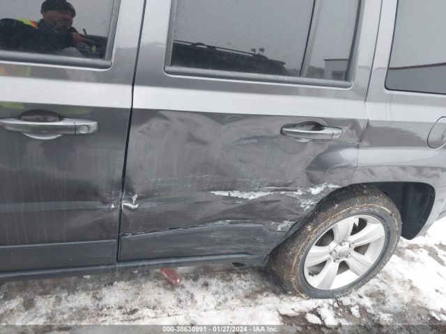 1C4NJRFBXHD137466 Jeep Patriot Latitude 4x4