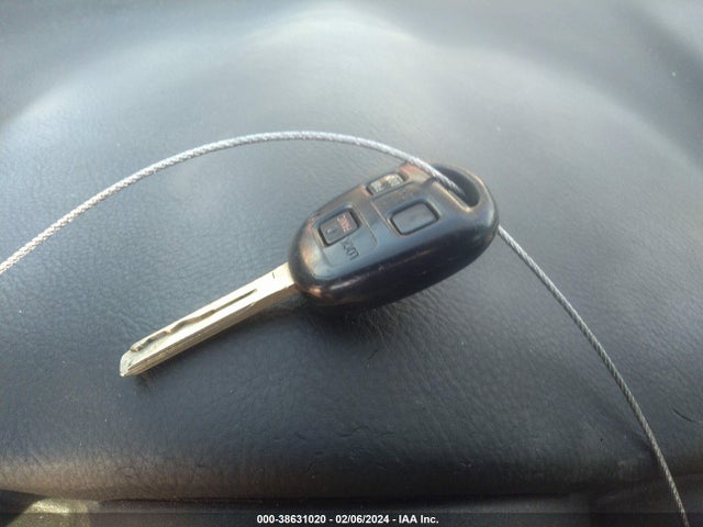 2005 LEXUS RX 330 VIN: 2T2HA31U55C051859