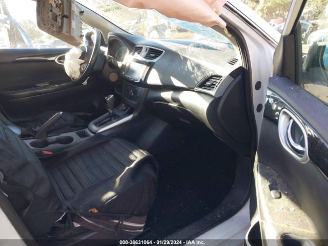 3N1AB7AP2KY318555 Nissan SENTRA SV