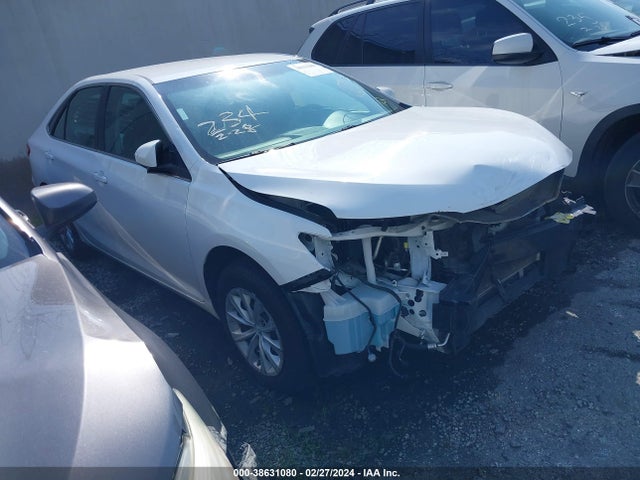 2017 TOYOTA CAMRY LE VIN: 4T1BF1FK1HU734927