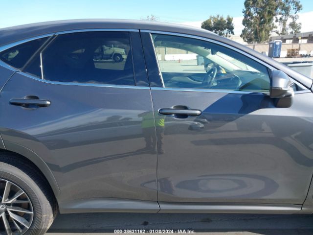 2T2GGCEZ0RC050995 Lexus Nx 350 Premium