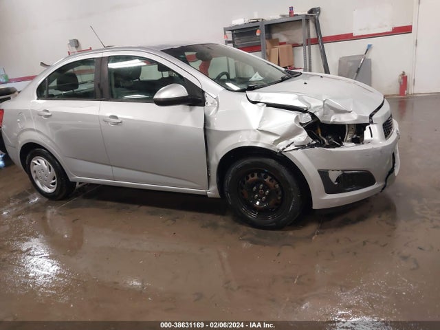 Chevrolet Sonic Ls Auto 2016 1G1JA5SH2G4118922 Image 13