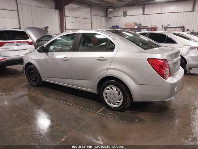Chevrolet Sonic Ls Auto 2016 1G1JA5SH2G4118922 Image 3