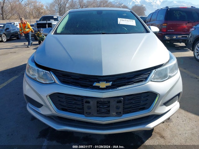 Chevrolet Cruze Ls Auto 2017 1G1BC5SM5H7155913 Image 12