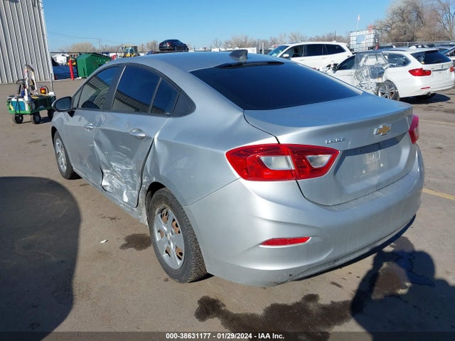 Chevrolet Cruze Ls Auto 2017 1G1BC5SM5H7155913 Image 3