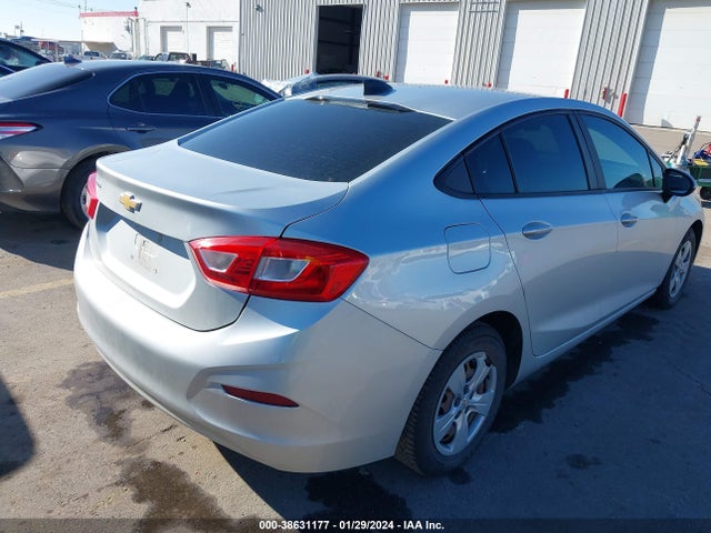 Chevrolet Cruze Ls Auto 2017 1G1BC5SM5H7155913 Image 4