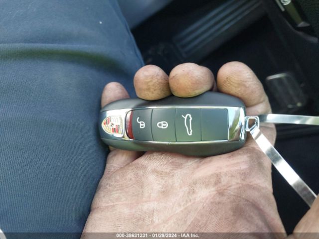 2011 PORSCHE PANAMERA WP0AA2A72BL021930 Photo 10