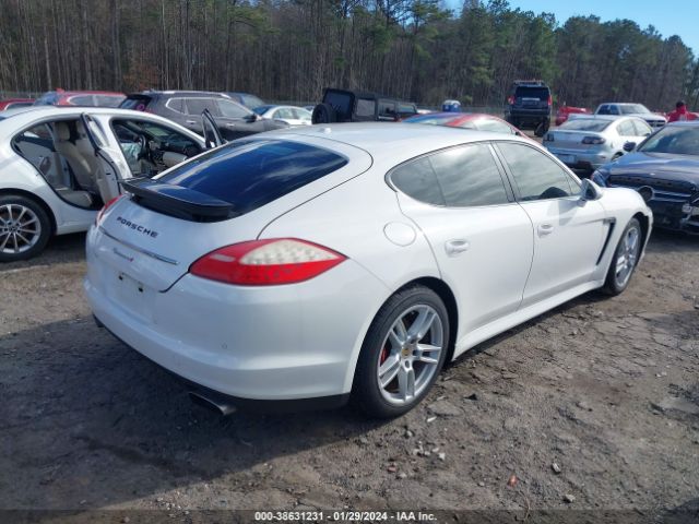 2011 PORSCHE PANAMERA WP0AA2A72BL021930 Photo 3