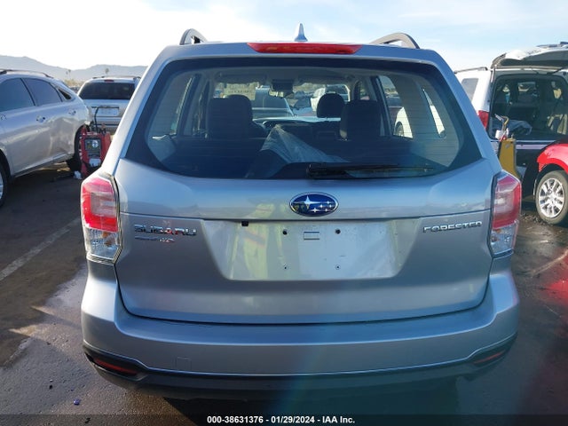 Subaru Forester 2.5i 2018 JF2SJABC5JH485520 Image 17