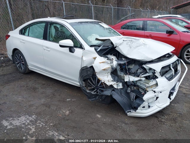 Subaru Legacy 2.5i Premium 2018 4S3BNAD63J3035968 Image 1
