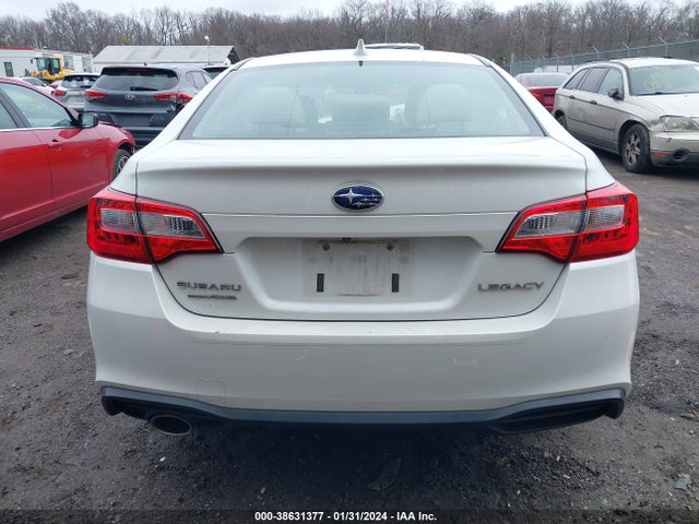Subaru Legacy 2.5i Premium 2018 4S3BNAD63J3035968 Image 16