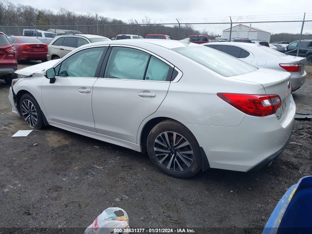 Subaru Legacy 2.5i Premium 2018 4S3BNAD63J3035968 Image 3