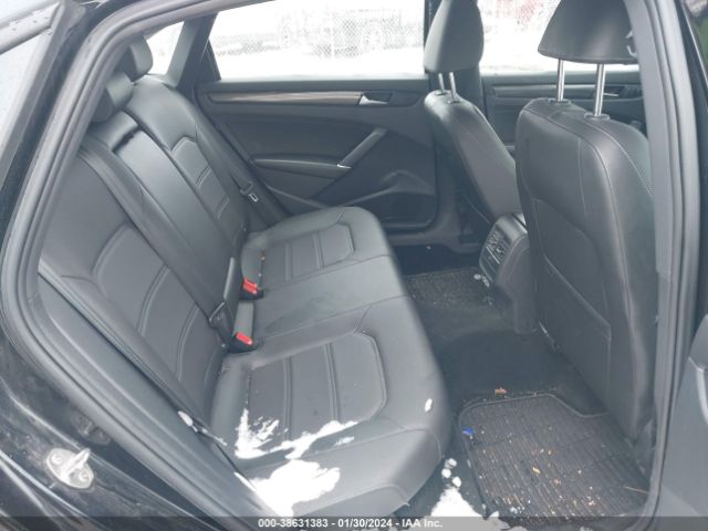 1VWMA7A39MC010320 Volkswagen Passat 2.0t R-line