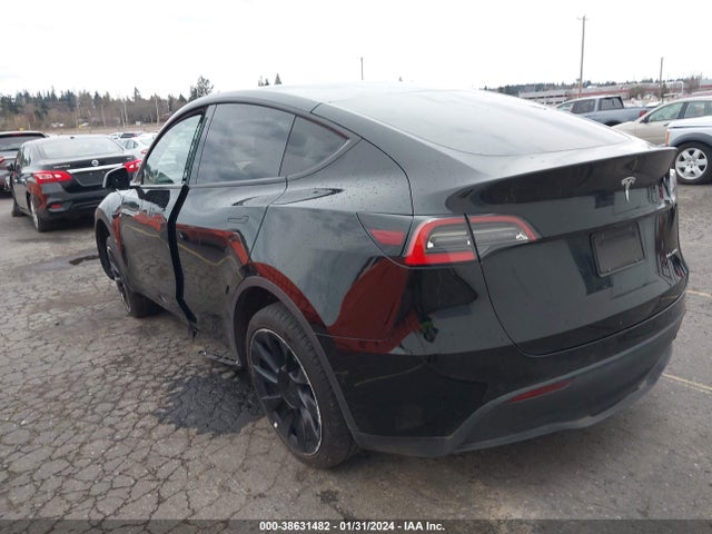 5YJYGDEEXMF078206 Tesla Model Y