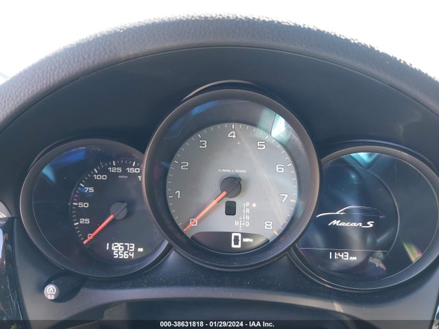 2017 PORSCHE MACAN WP1AB2A56HLB17286 Photo 6