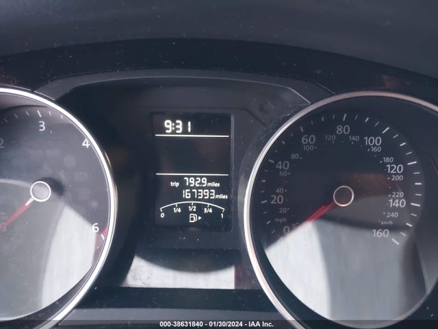 3VWLA7AJ0FM255888 Volkswagen Jetta 2.0l Tdi Se