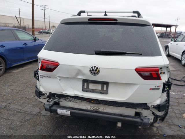 3VV2B7AX0JM219080 Volkswagen Tiguan 2.0t Se/2.0t Sel