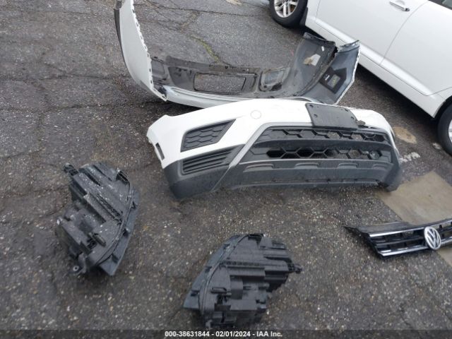 3VV2B7AX0JM219080 Volkswagen Tiguan 2.0t Se/2.0t Sel