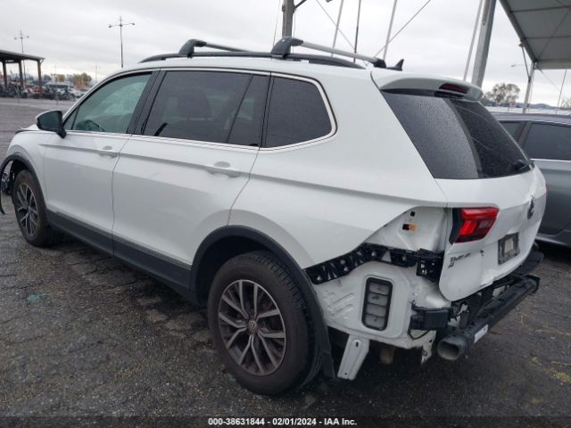 3VV2B7AX0JM219080 Volkswagen Tiguan 2.0t Se/2.0t Sel