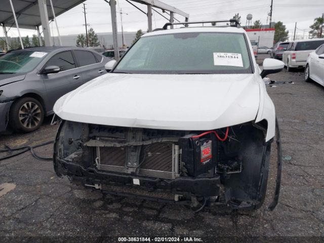 3VV2B7AX0JM219080 Volkswagen Tiguan 2.0t Se/2.0t Sel