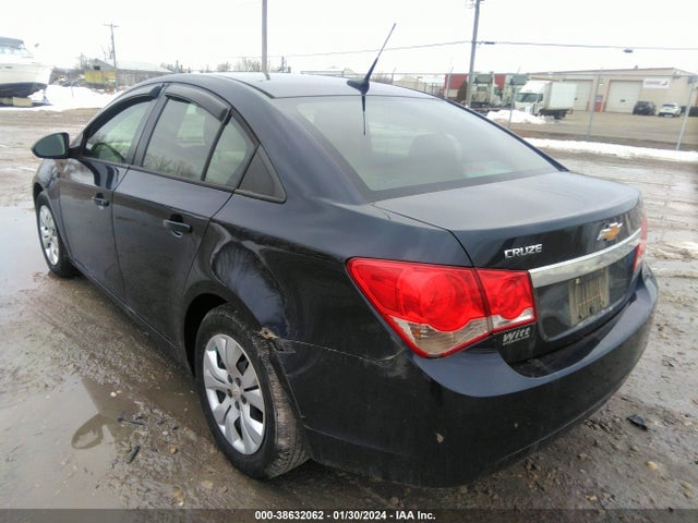 Chevrolet Cruze Ls Manual 2014 1G1PB5SH2E7314314 Image 3