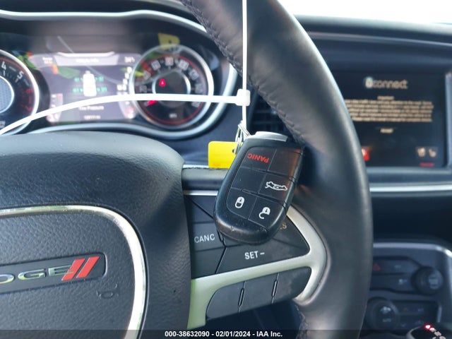 Dodge Challenger Sxt Plus Or R/t Plus 2015 2C3CDZBT0FH744462 Image 11