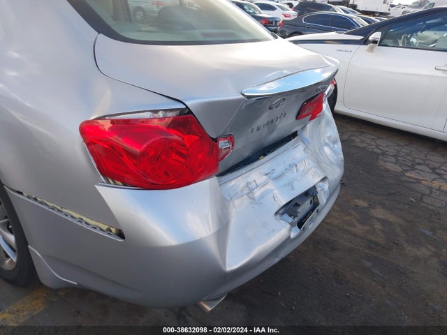 2008 INFINITI G35 JOURNEY VIN: JNKBV61E88M221775