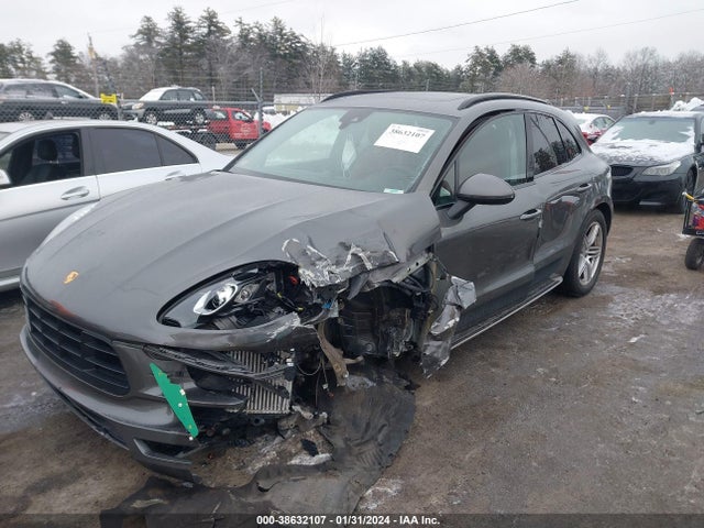 2016 PORSCHE MACAN WP1AB2A55GLB48494 Photo 1