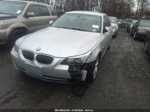 2008 BMW 528I VIN: WBANU53598CT13182