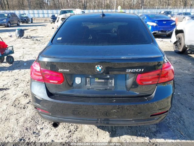 WBA8E5G52JNU46185 BMW 320i Xdrive