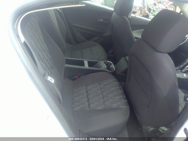 Chevrolet Volt 2015 1G1RC6E42FU140414 Image 8