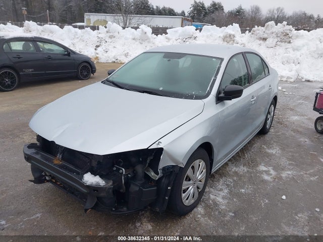 3VW2K7AJ8EM318775 Volkswagen Jetta 2.0l S