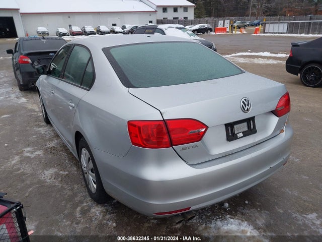 3VW2K7AJ8EM318775 Volkswagen Jetta 2.0l S