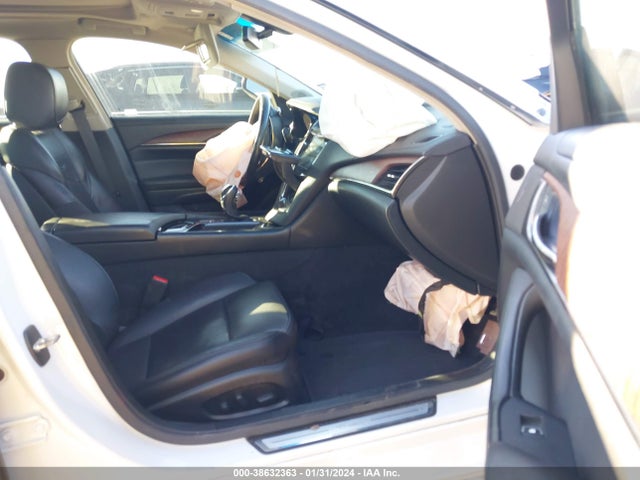 Cadillac Cts Standard 2016 1G6AP5SX1G0106073 Image 5