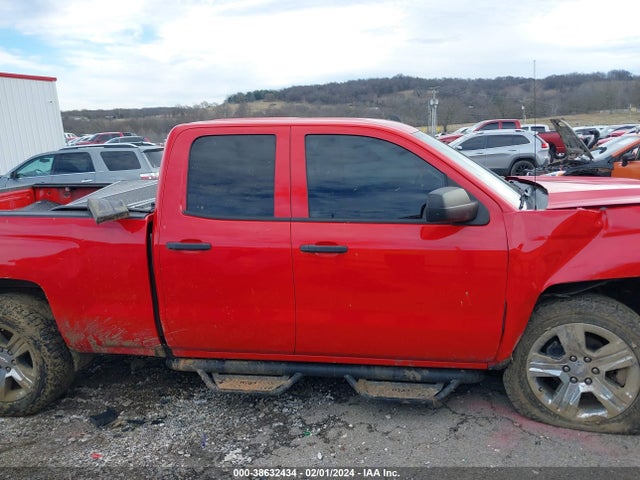 Chevrolet Silverado 1500 Custom 2018 1GCRCPEC9JZ177847 Image 14