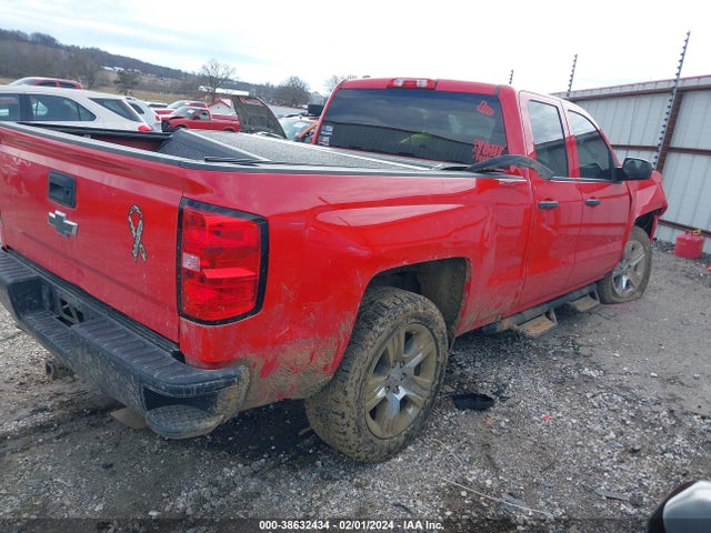 Chevrolet Silverado 1500 Custom 2018 1GCRCPEC9JZ177847 Image 4